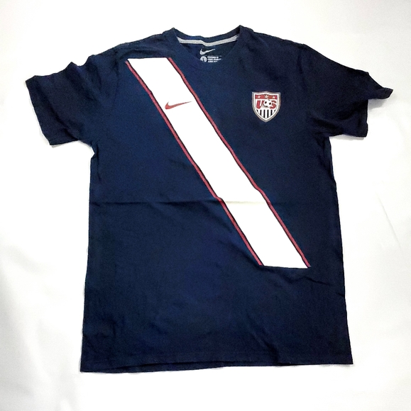 Nike Other - Nike Mens soccer USA tshirt vintage
